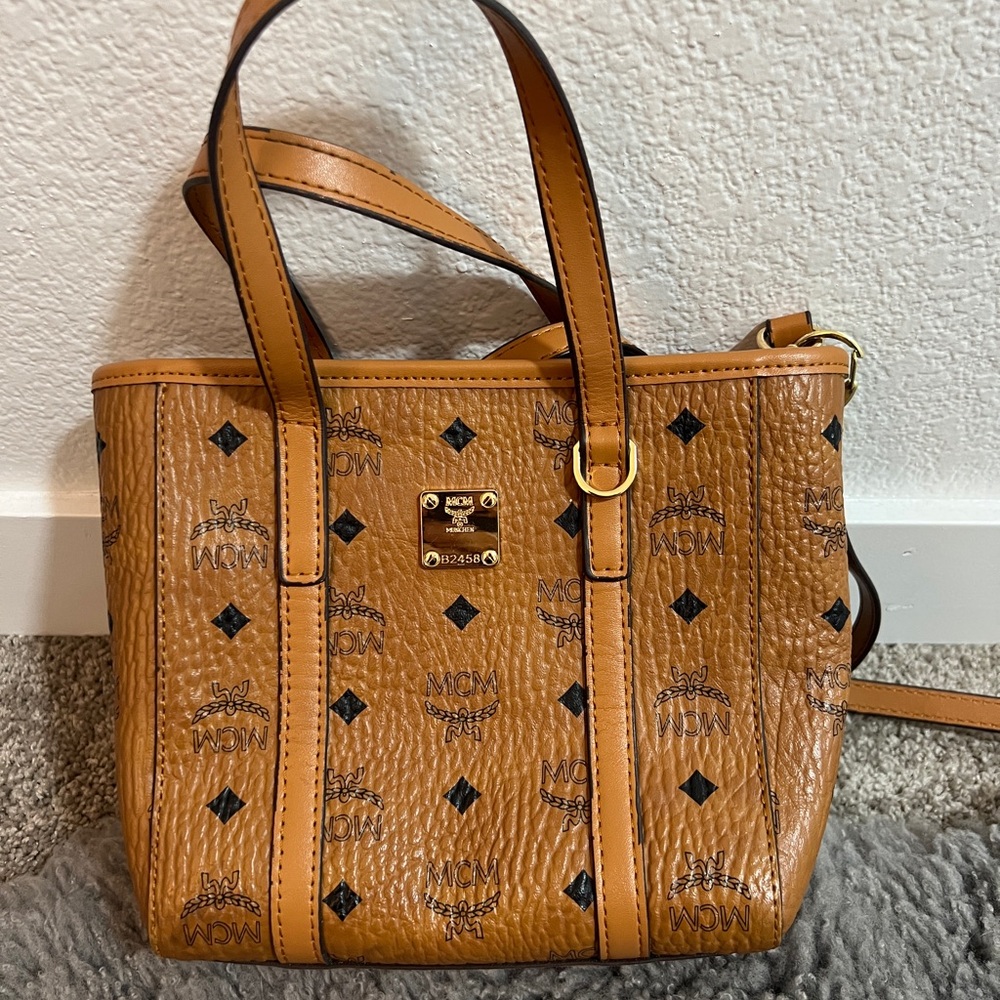 MCM Crossbody Tote Bag - Picture 3 of 6